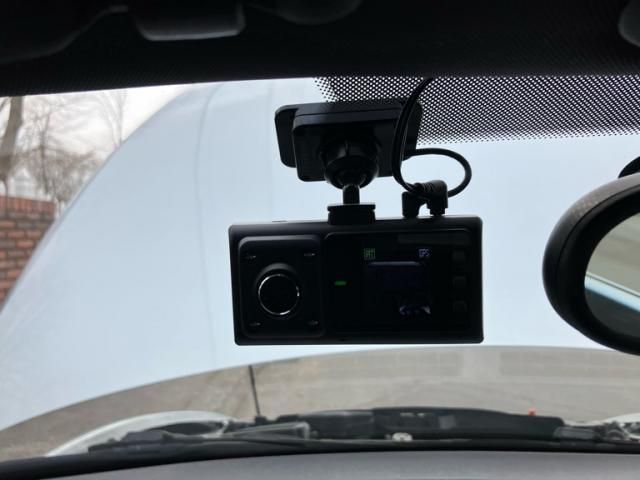 VOLKSWAGEN THE BEETL 2013 Image 31