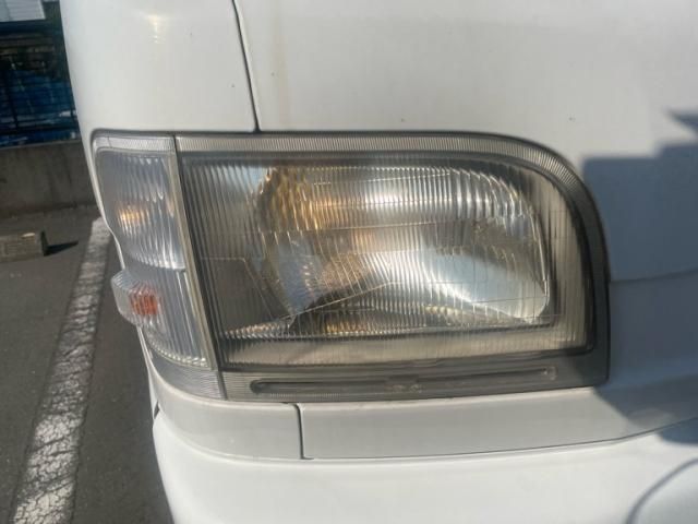 DAIHATSU HIJET TRUCK 4WD 2004 Image 31