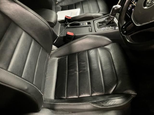 VOLKSWAGEN GOLF VARI 2016 Image 31