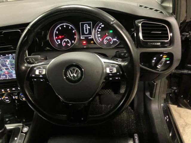 VOLKSWAGEN GOLF VARI 2016 Image 31