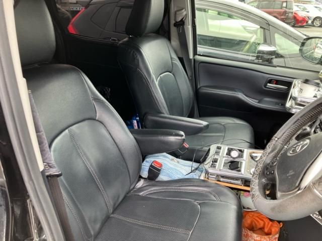 TOYOTA VOXY 2015 Image 31