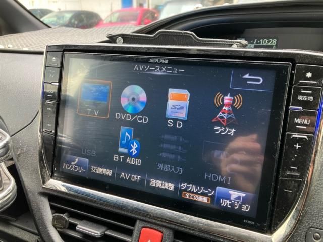 TOYOTA VOXY 2015 Image 31