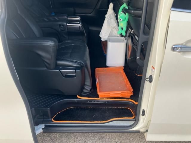 TOYOTA ALPHARD 2015 Image 31