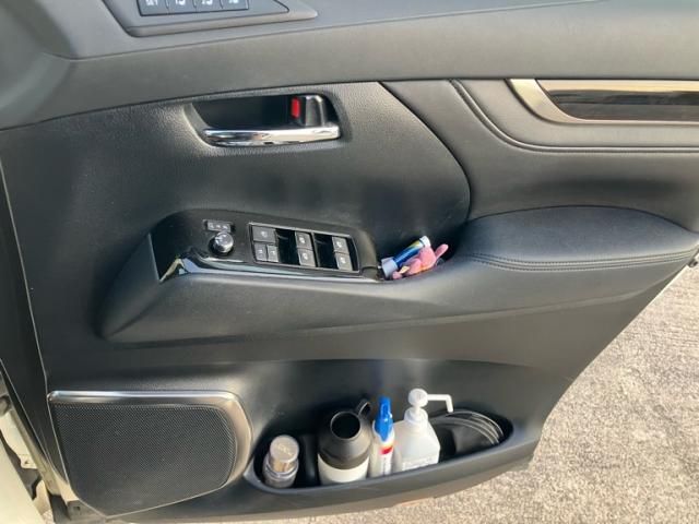 TOYOTA ALPHARD 2015 Image 31