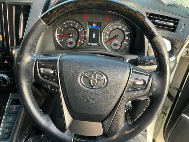 TOYOTA ALPHARD 2015 Image 31