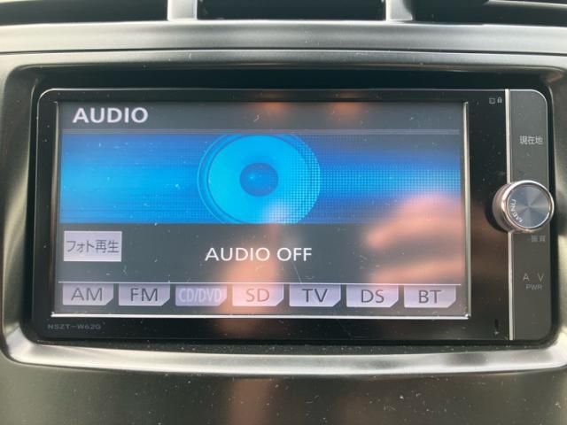 TOYOTA PRIUS ALPHA 2014 Image 31