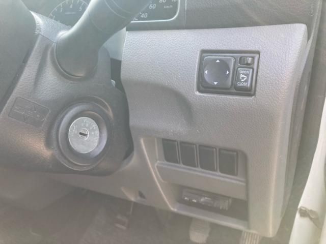 NISSAN CARAVAN VAN 2WD 2016 Image 31