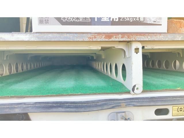 NISSAN CARAVAN VAN 2WD 2016 Image 31