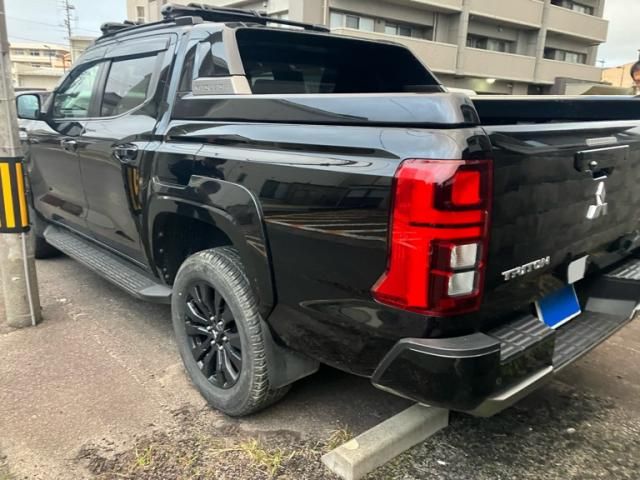 MITSUBISHI TRITON 2024 Image 31