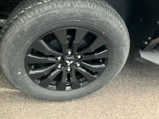 MITSUBISHI TRITON 2024 Image 31