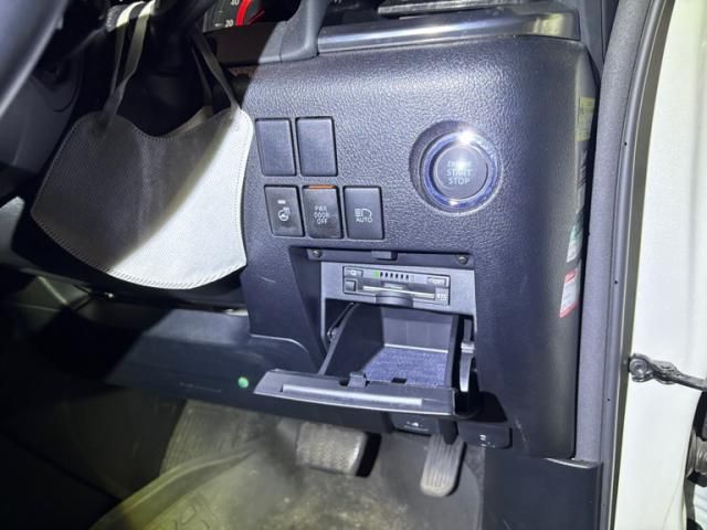 TOYOTA ALPHARD 4WD 2021 Image 31