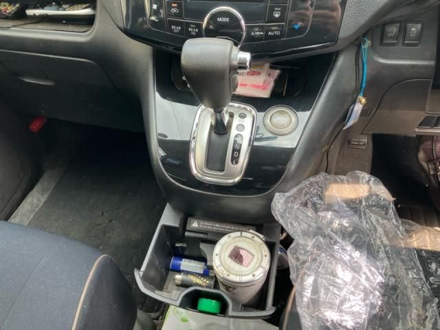 NISSAN SERENA  WG 4WD 2012 Image 31