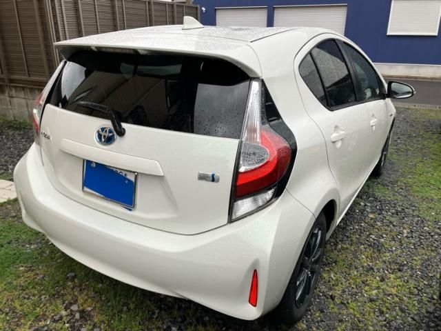 TOYOTA AQUA 2017 Image 31