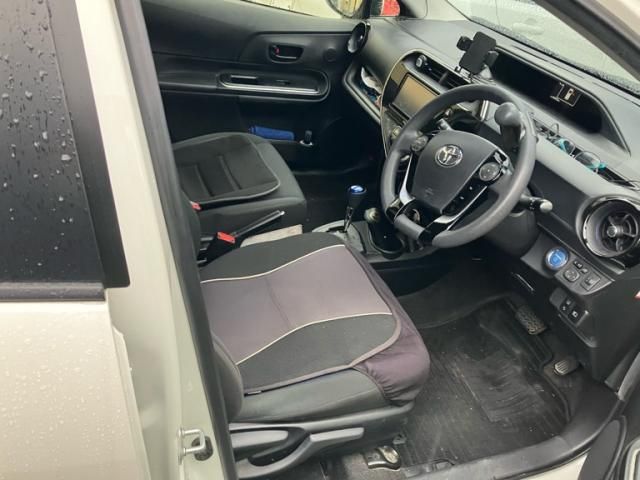 TOYOTA AQUA 2017 Image 31