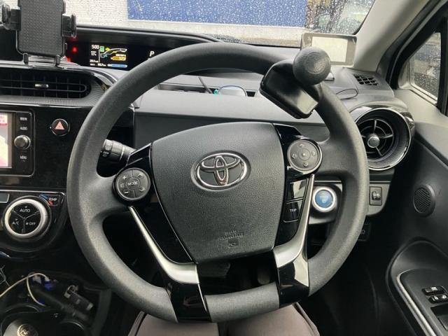 TOYOTA AQUA 2017 Image 31