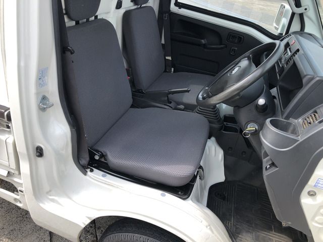 SUBARU SAMBAR TRUCK 4WD 2014 Image 31