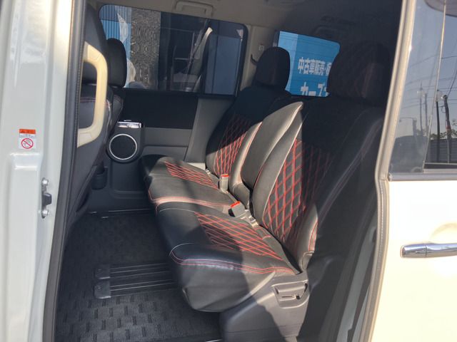 MITSUBISHI DELICA D:5 2WD 2011 Image 31