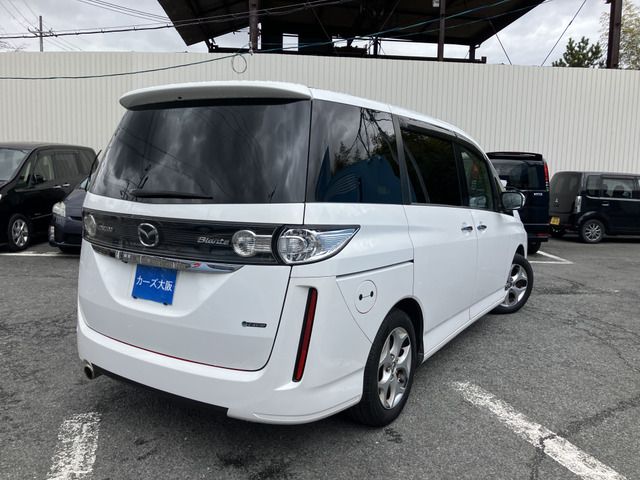 MAZDA BIANTE 2012 Image 31