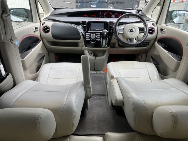 MAZDA BIANTE 2012 Image 31