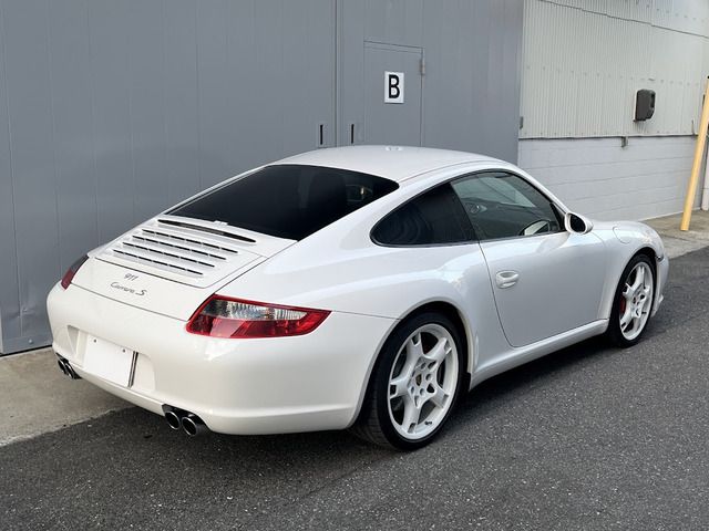 PORSCHE 911 2008 Image 31