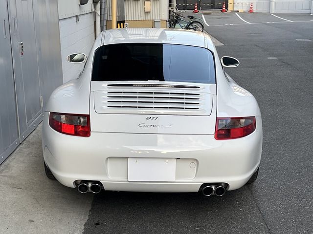 PORSCHE 911 2008 Image 31