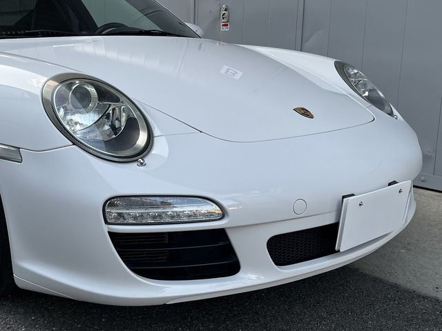 PORSCHE 911 2008 Image 31