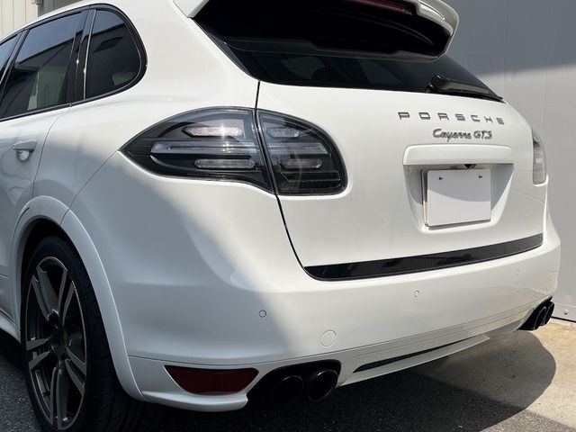 PORSCHE CAYENNE 2013 Image 31