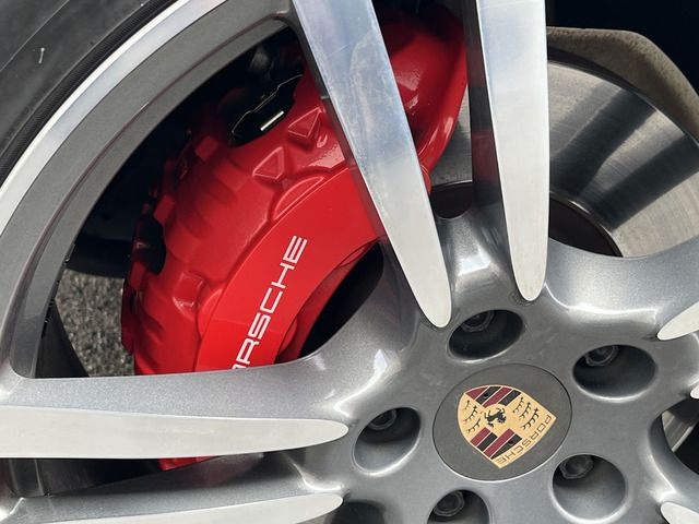 PORSCHE CAYENNE 2013 Image 31