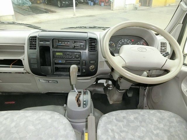 TOYOTA TOYOACE 2005 Image 31