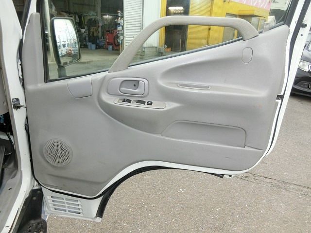 TOYOTA TOYOACE 2005 Image 31