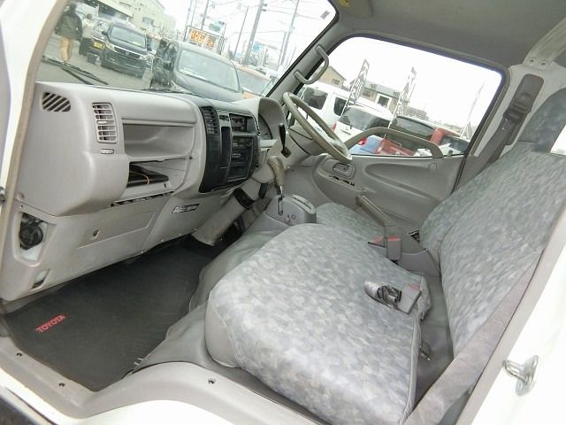 TOYOTA TOYOACE 2005 Image 31