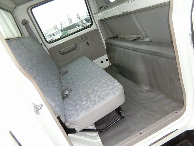 TOYOTA TOYOACE 2005 Image 31