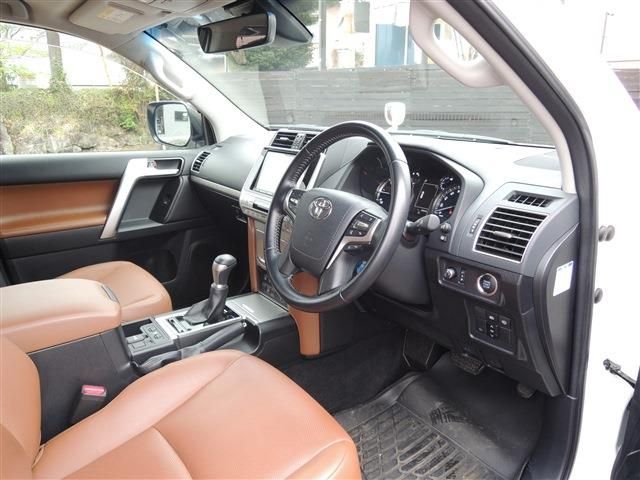 TOYOTA LANDCRUISER PRADO 2021 Image 31