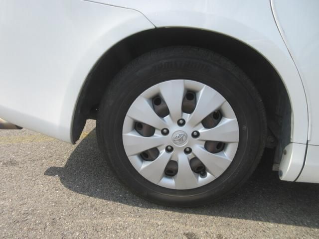 TOYOTA VOXY 2011 Image 31