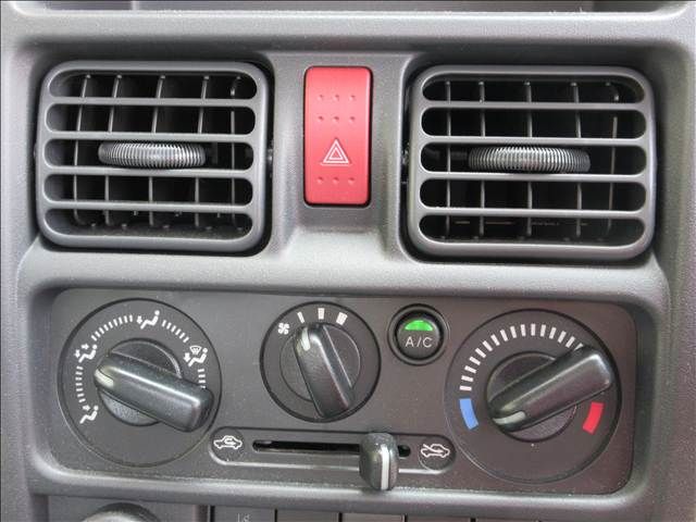 NISSAN NT100 CLIPPER 2023 Image 31