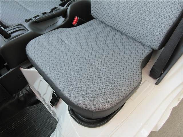 NISSAN NT100 CLIPPER 2023 Image 31