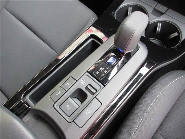 TOYOTA PRIUS 2024 Image 31