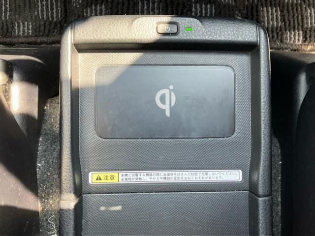 TOYOTA ESQUIRE HYBRID 2015 Image 31