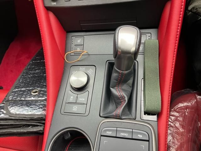 TOYOTA LEXUS RC350 2020 Image 31