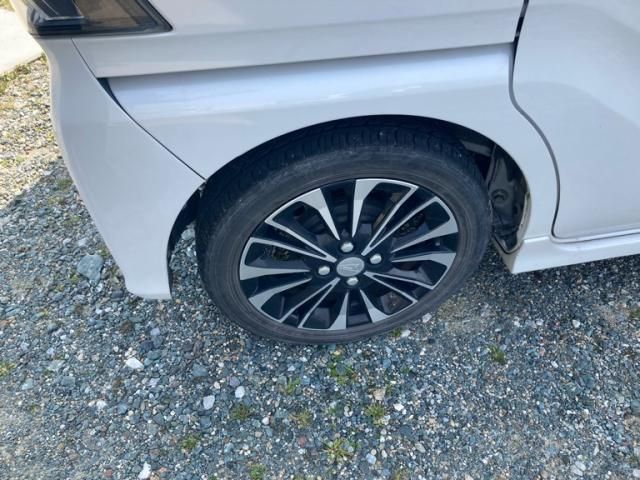 DAIHATSU TANTO CUSTOM 2019 Image 31