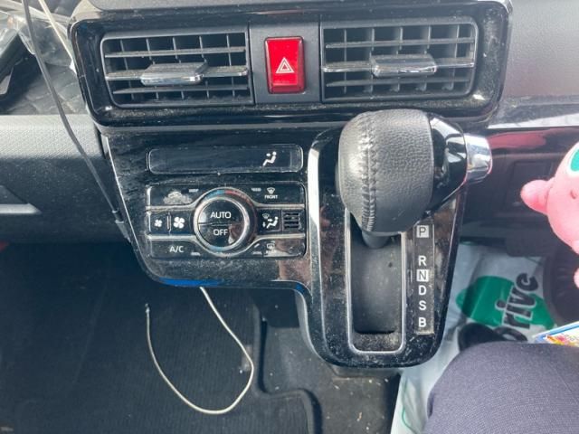 DAIHATSU TANTO CUSTOM 2019 Image 31