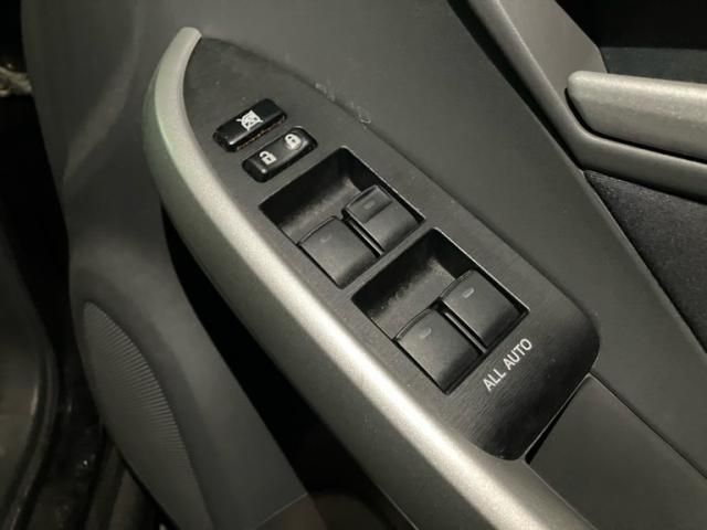 TOYOTA PRIUS 2011 Image 31