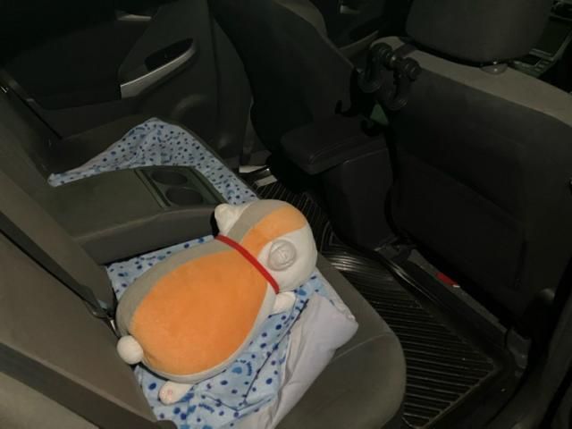 TOYOTA PRIUS 2011 Image 31