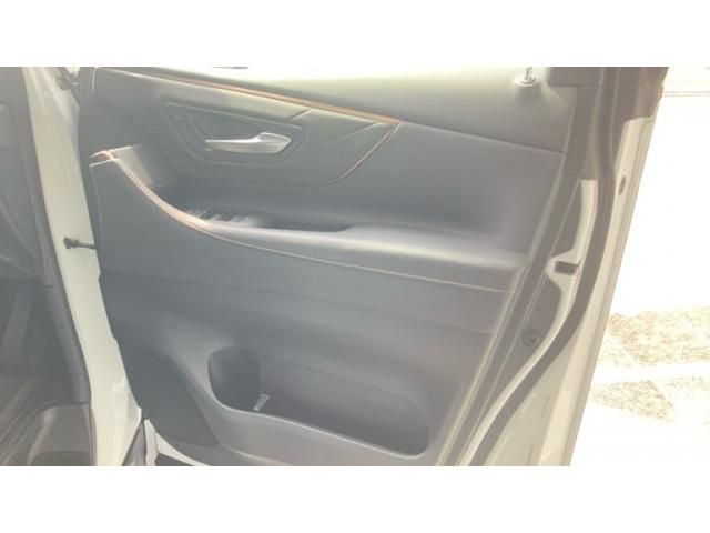 TOYOTA ALPHARD 2025 Image 31