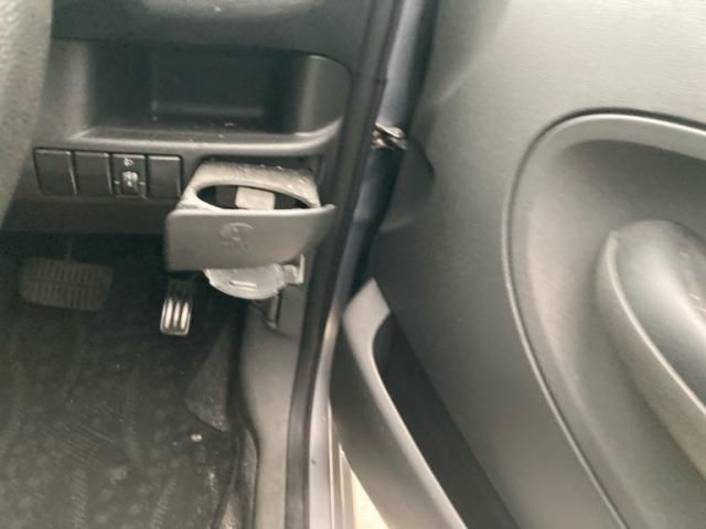 SUBARU R2 2006 Image 31