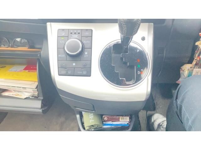 TOYOTA WISH 2014 Image 31