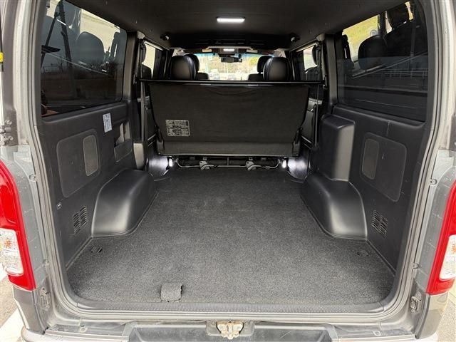 TOYOTA REGIUSACE VAN 2WD 2020 Image 31