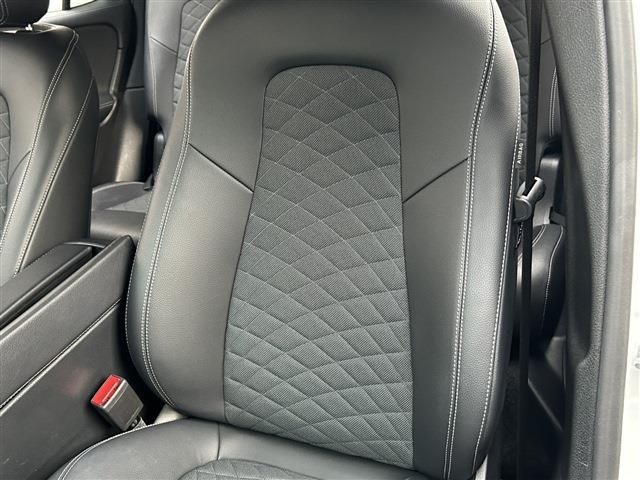 MERCEDES BENZ GLB 2020 Image 31