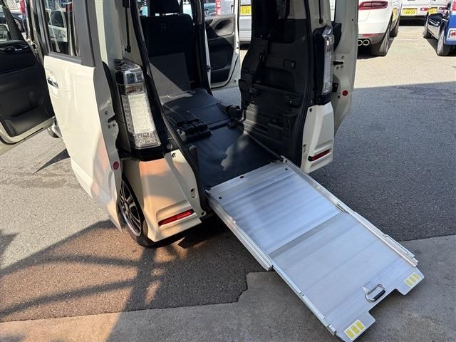 HONDA N BOX+ CUSTOM 2014 Image 31