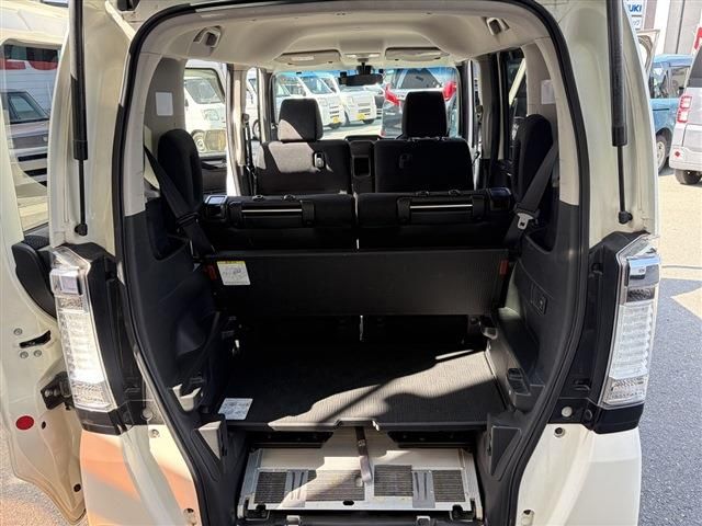 HONDA N BOX+ CUSTOM 2014 Image 31